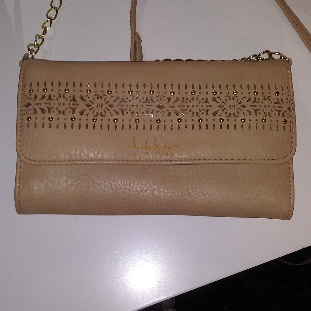 Nicole Miller crossbody purse w adjustable strap